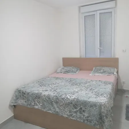 Ngama Apartamento Aubervilliers